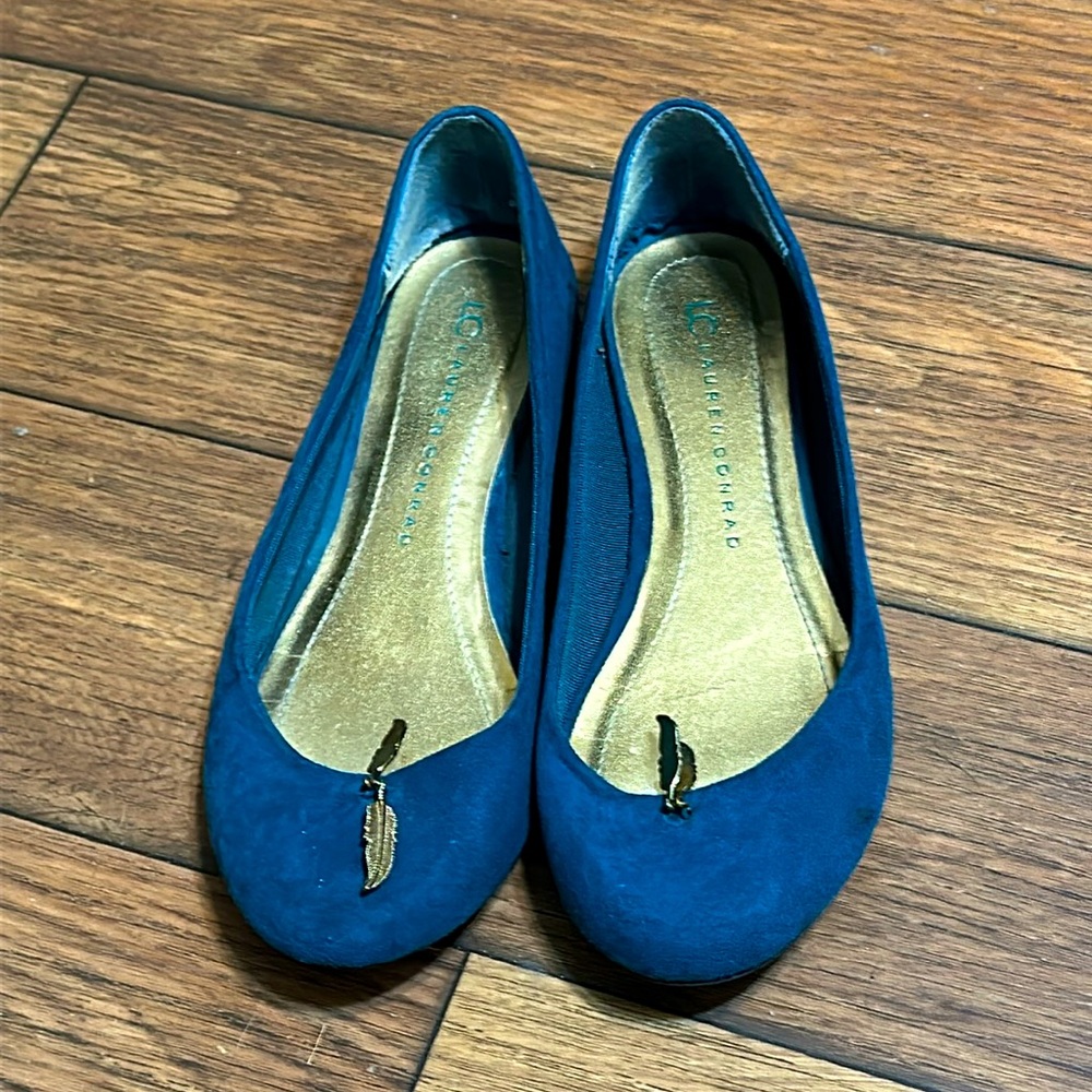 Flat shoes for summer